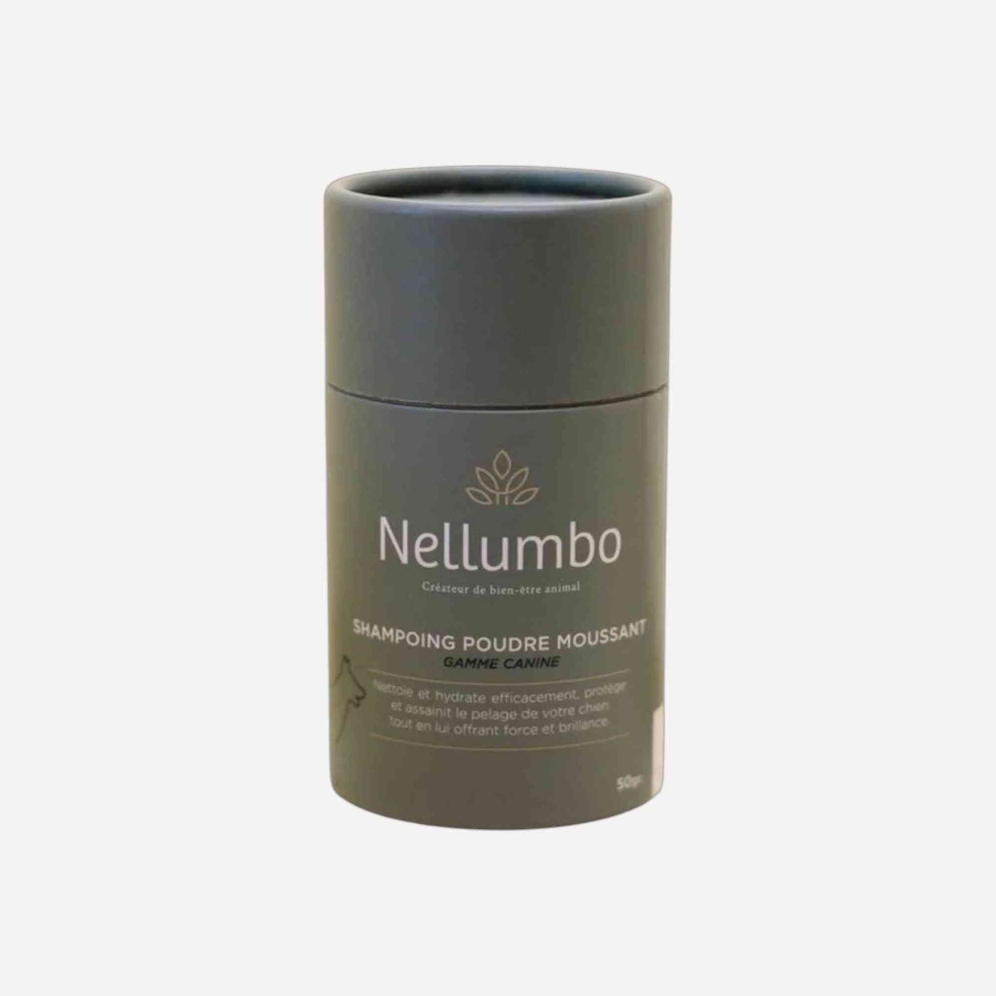 Shampoing Poudre Moussant 50gr pour chien à poils gras de la marque Nellumbo, soin hydratant et apaisant pour pelage doux et brillant.